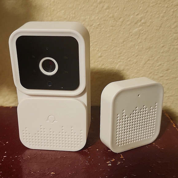 ULooka Smart Visual Doorbell - Picture 3 of 9